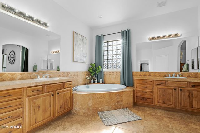 42618 N 3RD Avenue, New River, AZ 85087