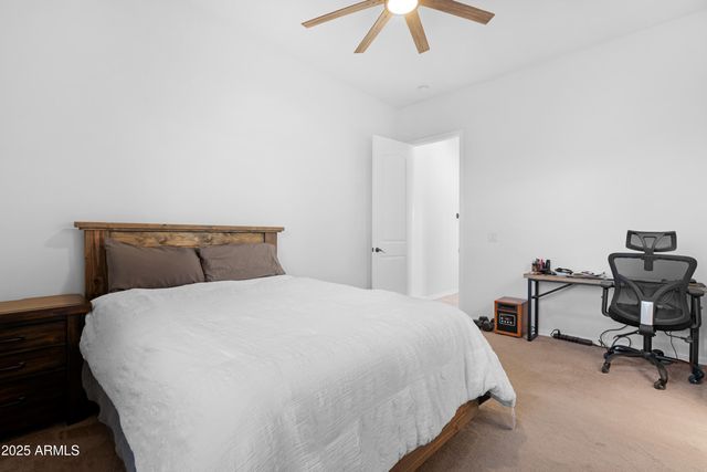 42618 N 3RD Avenue, New River, AZ 85087