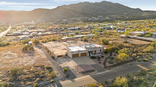 42618 N 3RD Avenue, New River, AZ 85087