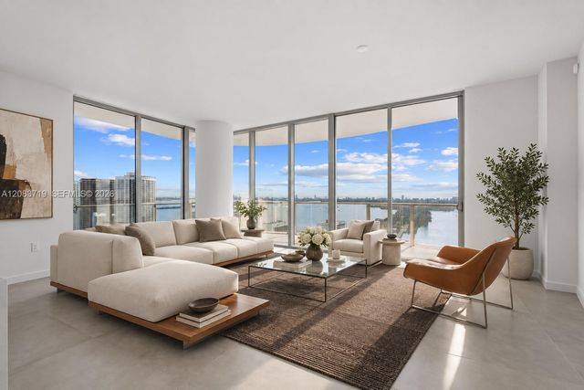 1400 Biscayne Boulevard 4106, Miami, FL 33132