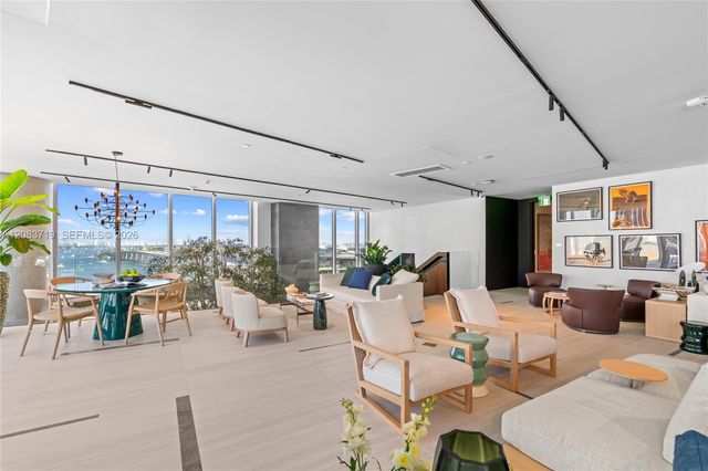 1400 Biscayne Boulevard 4106, Miami, FL 33132
