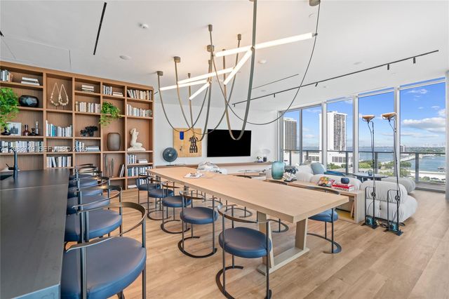 1400 Biscayne Boulevard 4106, Miami, FL 33132