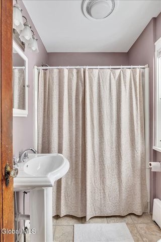 251 N Greenbush Road, Troy, NY 12180