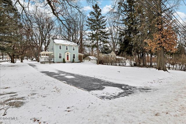 251 N Greenbush Road, Troy, NY 12180