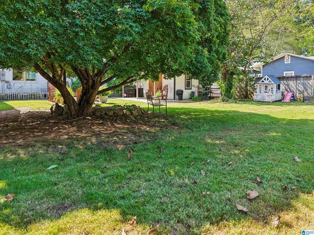 402 MILDRED STREET, Columbiana, AL 35051