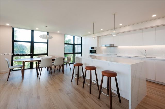 1121 Crandon Blvd D301 D301, Key Biscayne, FL 33149
