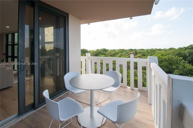 1121 Crandon Blvd D301 D301, Key Biscayne, FL 33149