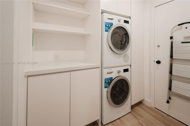 1121 Crandon Blvd D301 D301, Key Biscayne, FL 33149