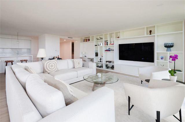 1121 Crandon Blvd D301 D301, Key Biscayne, FL 33149