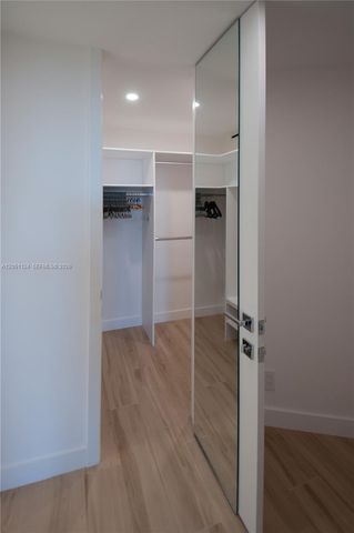 1121 Crandon Blvd D301 D301, Key Biscayne, FL 33149
