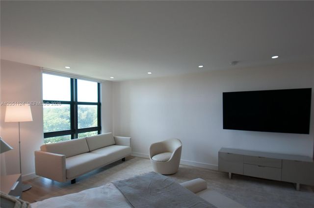 1121 Crandon Blvd D301 D301, Key Biscayne, FL 33149