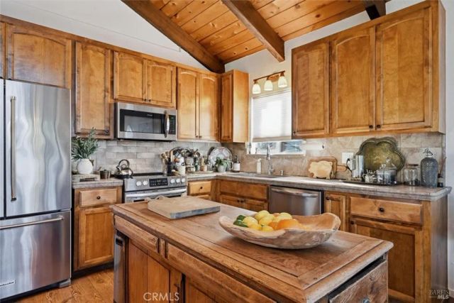 9845 Siskiyou Court, Kelseyville, CA 95451