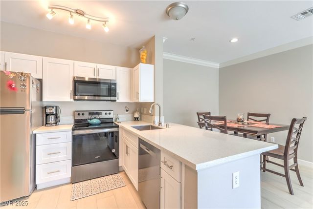 2900 Sunridge Heights Parkway 1115, Henderson, NV 89052