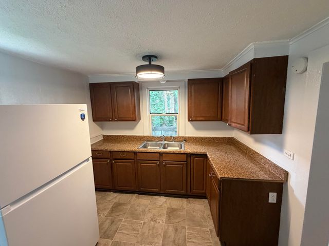 931 Pomeroy Street, Kalamazoo City, MI 49001