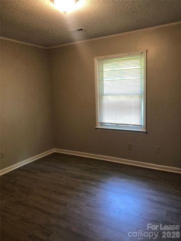 1310 Linwood Road, Gastonia, NC 28052