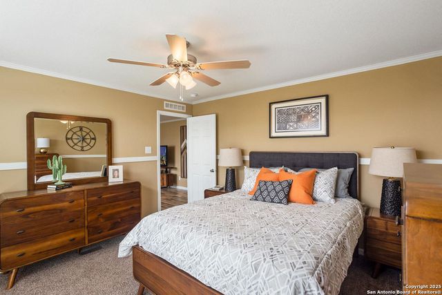 113 County Road 2644, Moore, TX 78057