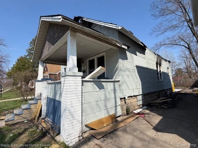 19614 Charest Street, Detroit, MI 48234