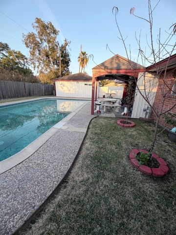 5107 French Creek Drive, Houston, TX 77017