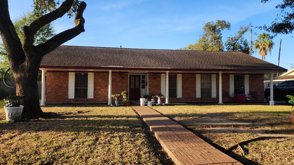 5107 French Creek Drive, Houston, TX 77017