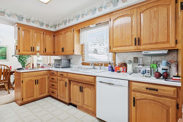 1484 Dieter Street, Saint Paul, MN 55106