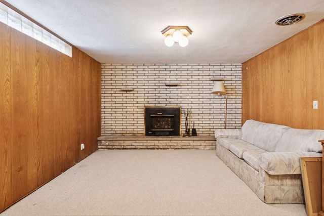 1484 Dieter Street, Saint Paul, MN 55106