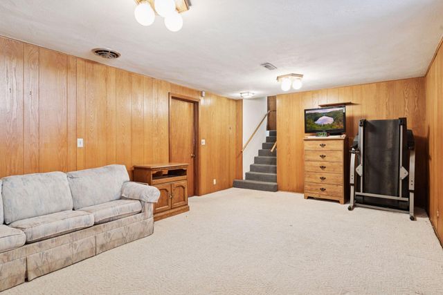 1484 Dieter Street, Saint Paul, MN 55106