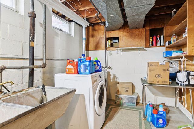 1484 Dieter Street, Saint Paul, MN 55106