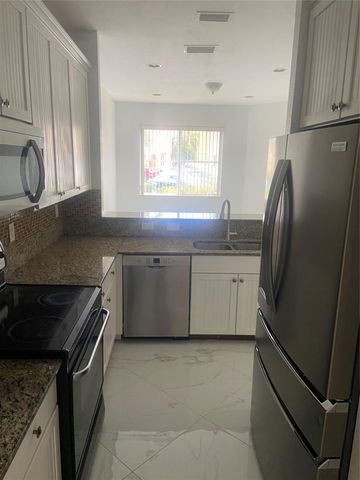 8962 SW 18th St 1109, Miramar, FL 33025