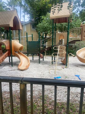 8962 SW 18th St 1109, Miramar, FL 33025
