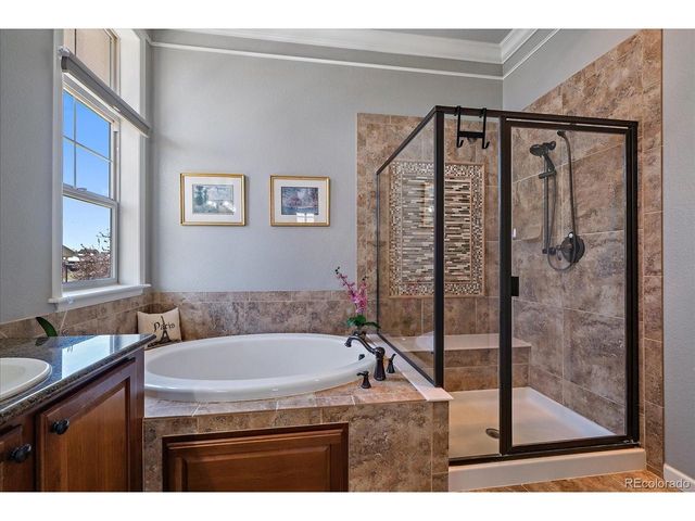 7660 S Blackstone Pkwy, Aurora, CO 80016