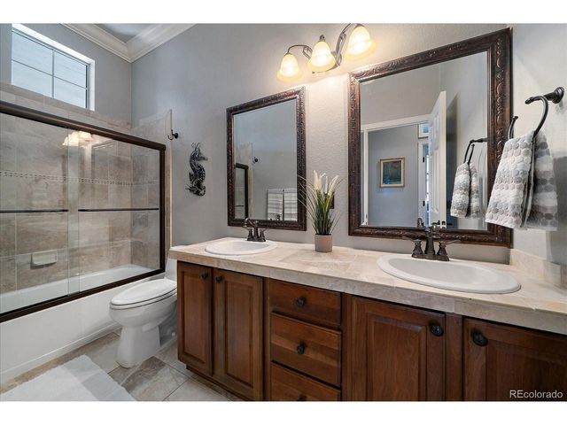 7660 S Blackstone Pkwy, Aurora, CO 80016