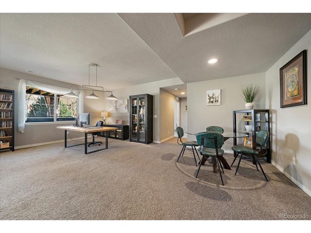 7660 S Blackstone Pkwy, Aurora, CO 80016