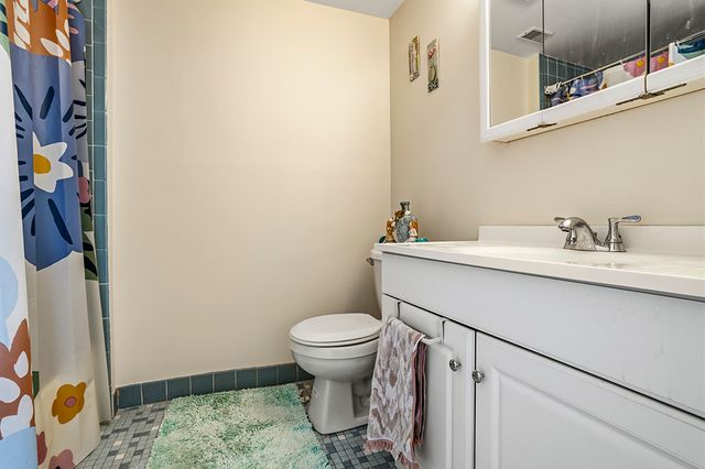 9600 S Mason Avenue 4, Oak Lawn, IL 60453