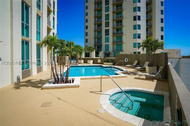 9066 SW 73rd CT 1007, Miami, FL 33156