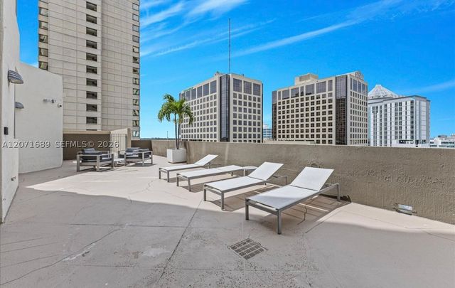 9066 SW 73rd CT 1007, Miami, FL 33156