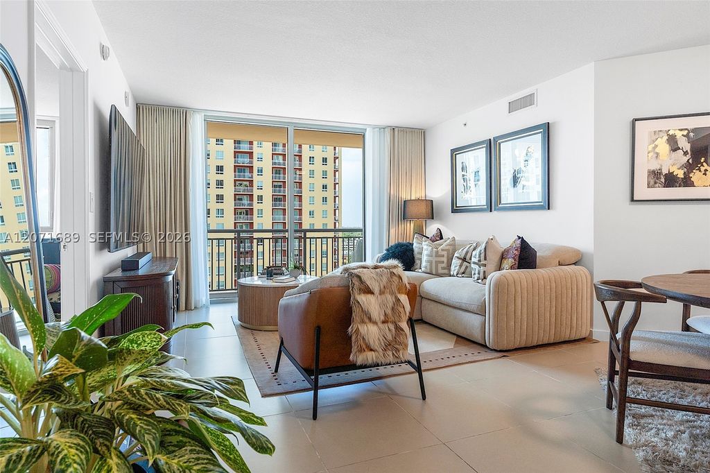 9066 SW 73rd CT 1007, Miami, FL 33156