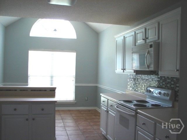 225 Stephanie Avenue, Rincon, GA 31326