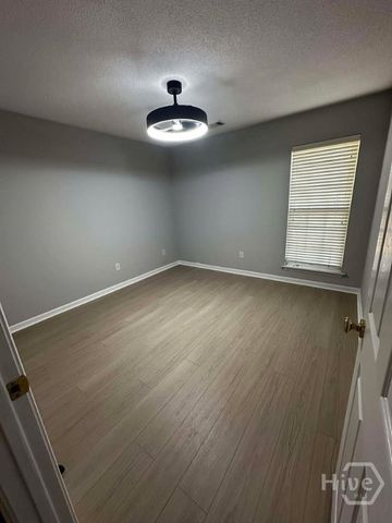 225 Stephanie Avenue, Rincon, GA 31326