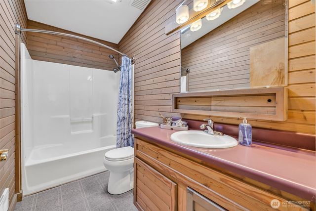 1433 Port Williams Road, Sequim, WA 98382