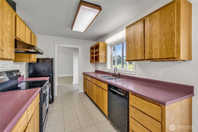 1433 Port Williams Road, Sequim, WA 98382