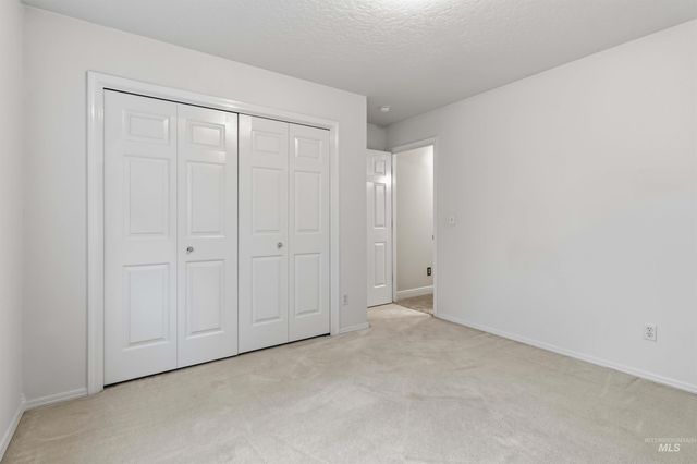 1228 E Maine Ave, Nampa, ID 83686