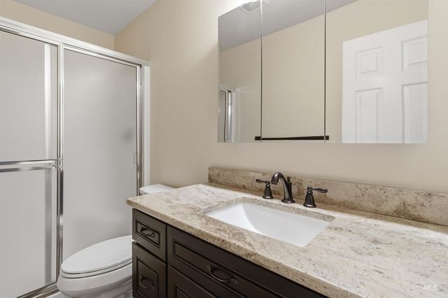 1228 E Maine Ave, Nampa, ID 83686