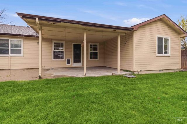 1228 E Maine Ave, Nampa, ID 83686