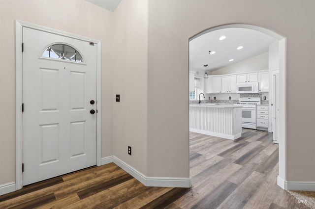 1228 E Maine Ave, Nampa, ID 83686