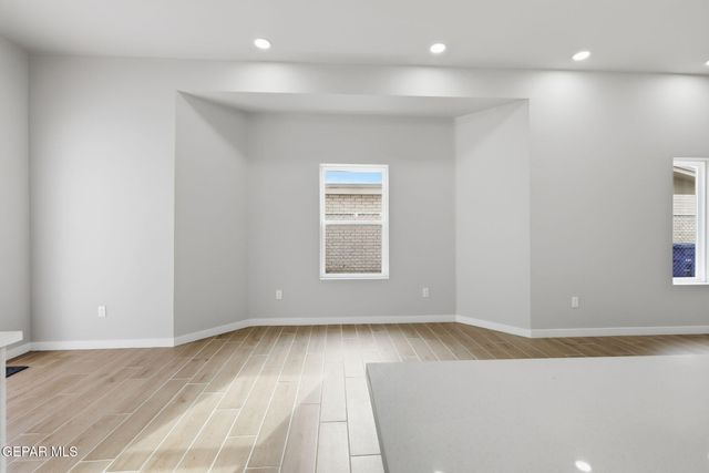 412 LESA Lane, El Paso, TX 79915