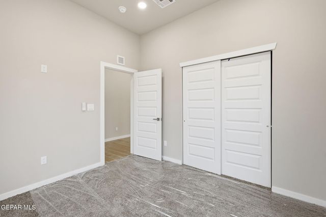 412 LESA Lane, El Paso, TX 79915