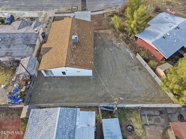 412 LESA Lane, El Paso, TX 79915