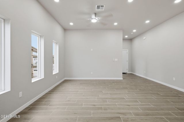 412 LESA Lane, El Paso, TX 79915