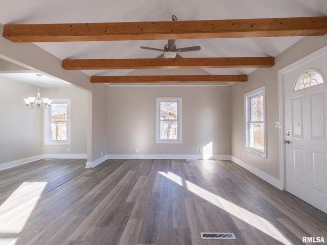 1509 CHESTNUT Street, Pekin, IL 61554