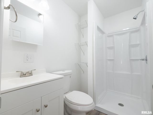 1509 CHESTNUT Street, Pekin, IL 61554